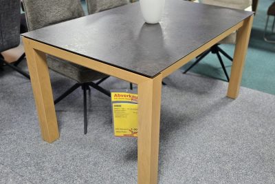 Esstisch Tischplatte HPL Granit-Design Reliefoberfläche, Gestell Eiche massiv bianco. Inkl. 1 innenliegenden Klappeinlage a 100 cm. Füße 8 x 8 cm. Maß: 140 (240) x 90 cm.