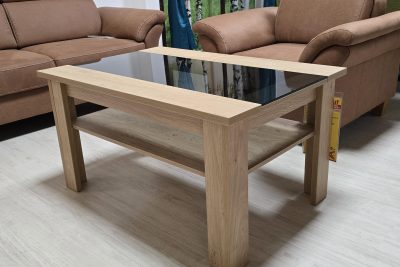 in Wildeiche Dekor mit Ablageboden und Glaseinsatz 8 mm Sicherheitsglas grau getönt. Maß: B 105 cm x T 70 cm x H 55 cm. 